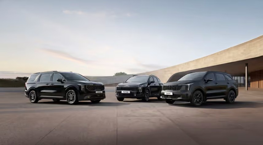 Kia đồng loạt nâng cấp Sportage, Sorento và Carnival, thêm bản Black Edition